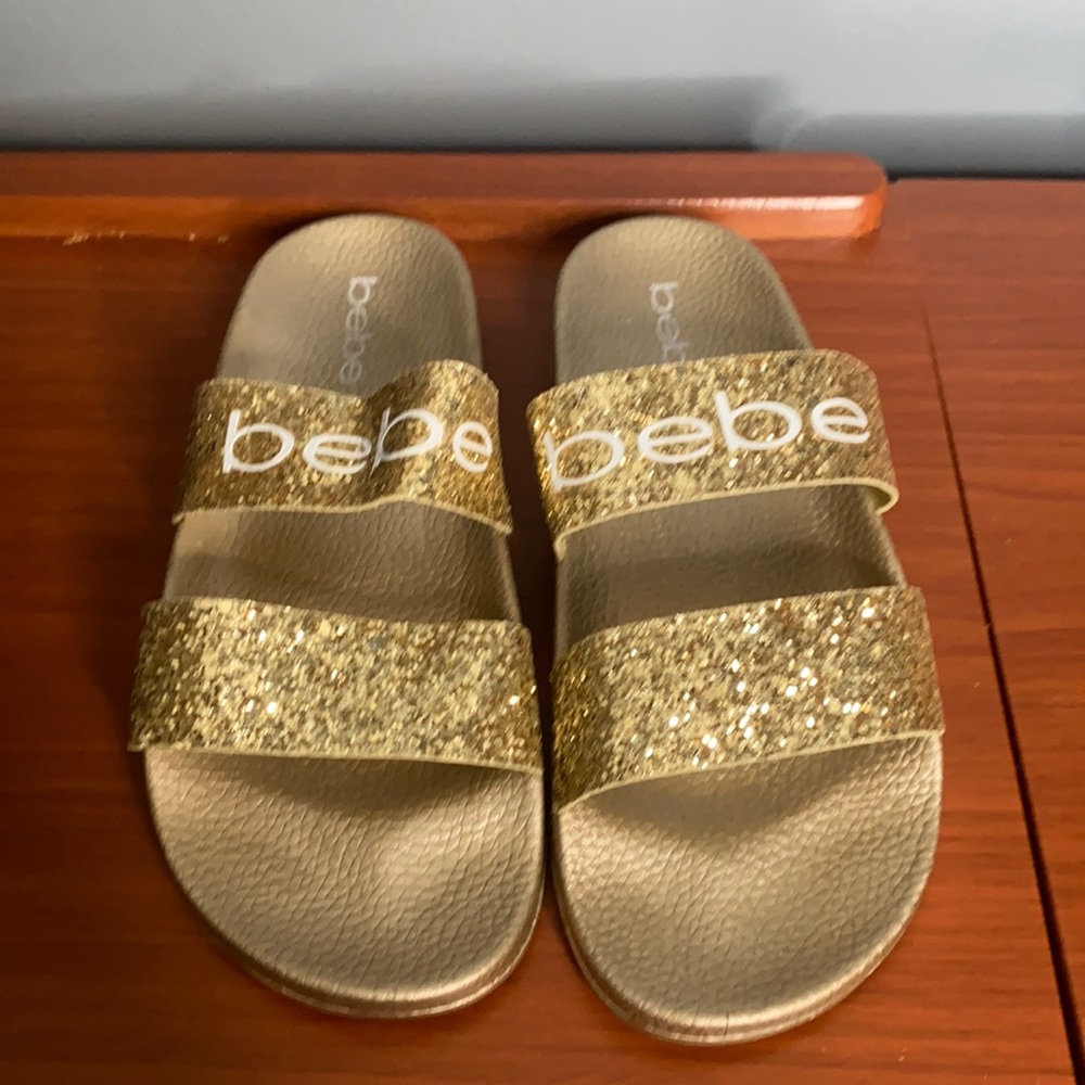 Slides size 9